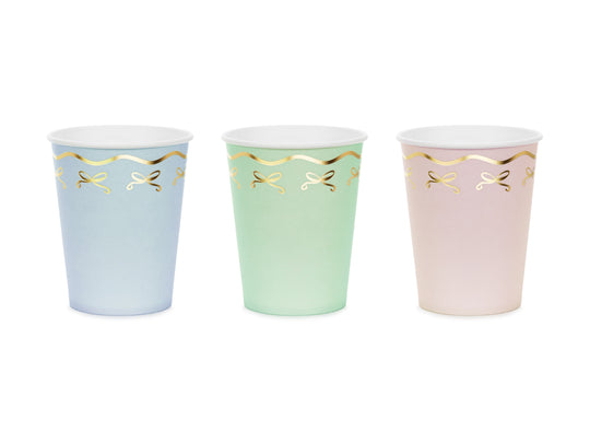 Party cups with unicorns