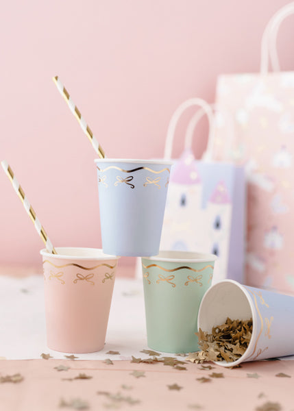 Party cups with unicorns