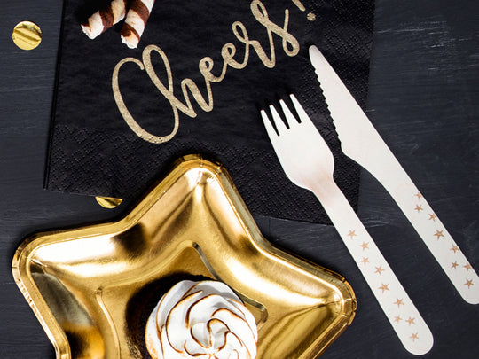 Wooden cutlery with stars